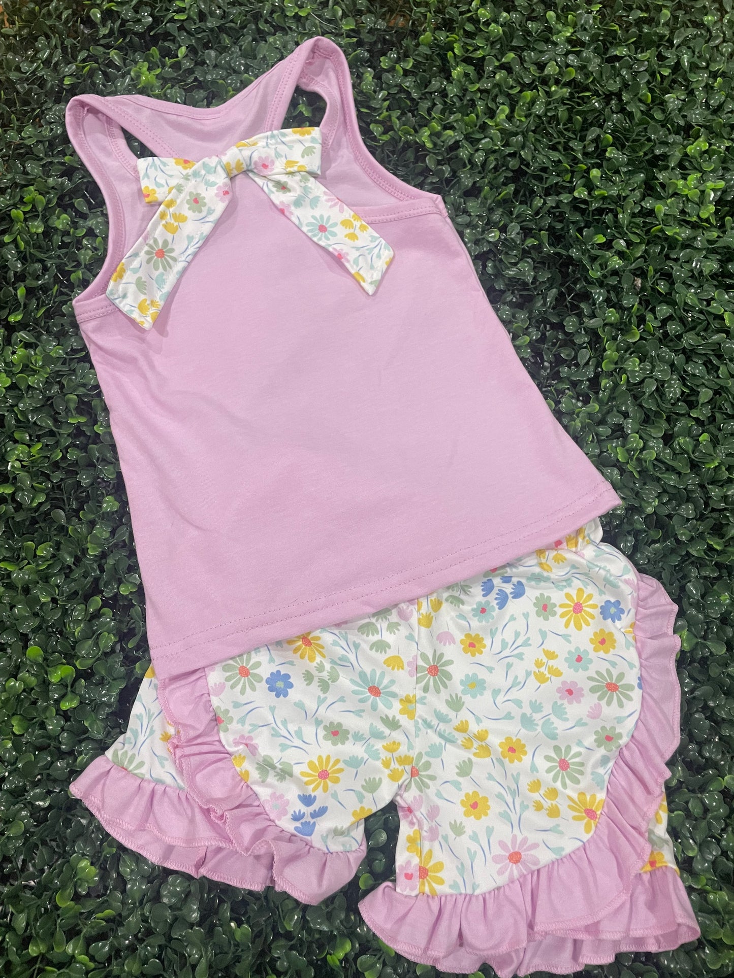 Daisies for Days Bow Short Set - 2/3 week TAT.